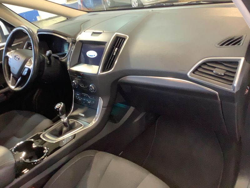Ford S-Max 1.5 EcoBoost Titanium 2017 – снимка 17