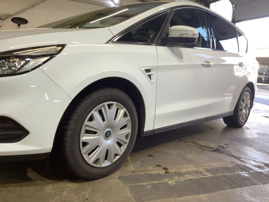 Ford S-Max 1.5 EcoBoost Titanium 2017 – снимка 2