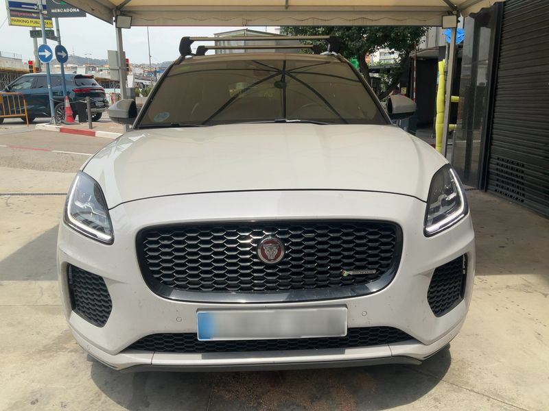 Jaguar E-Pace D240 R-Dynamic SE AWD 2018 – снимка 14