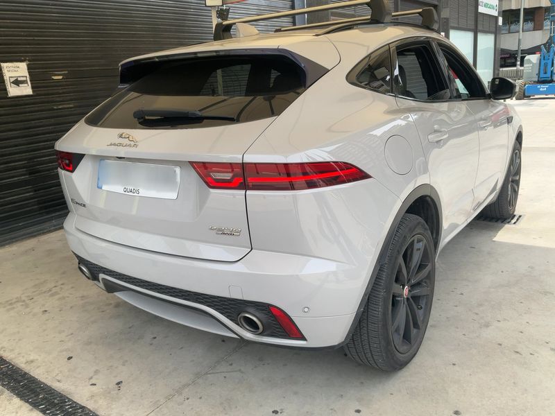 Jaguar E-Pace D240 R-Dynamic SE AWD 2018 – снимка 8