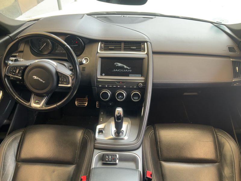 Jaguar E-Pace D240 R-Dynamic SE AWD 2018 – снимка 17