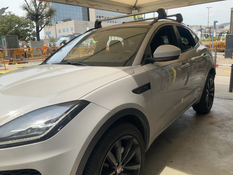 Jaguar E-Pace D240 R-Dynamic SE AWD 2018 – снимка 2