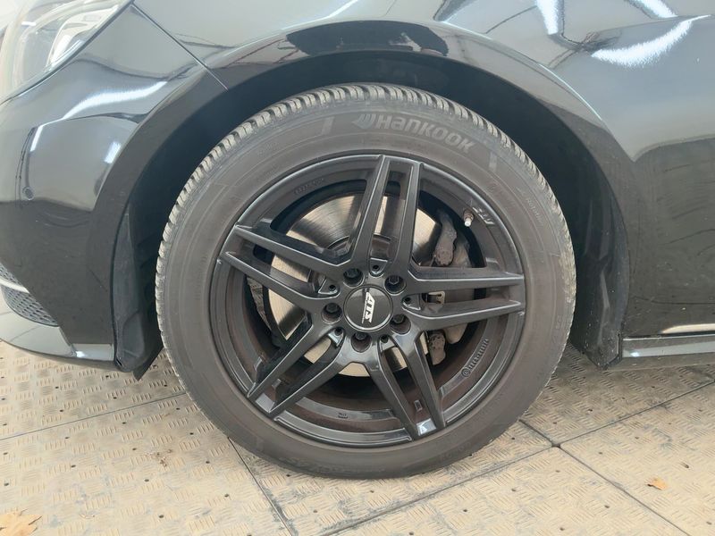 Mercedes-Benz E-Klasse E 250 CDI T 4Matic Avantgarde 2017 – снимка 3