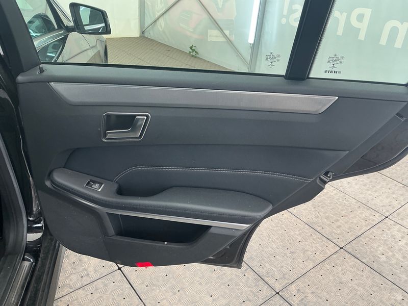 Mercedes-Benz E-Klasse E 250 CDI T 4Matic Avantgarde 2017 – снимка 27
