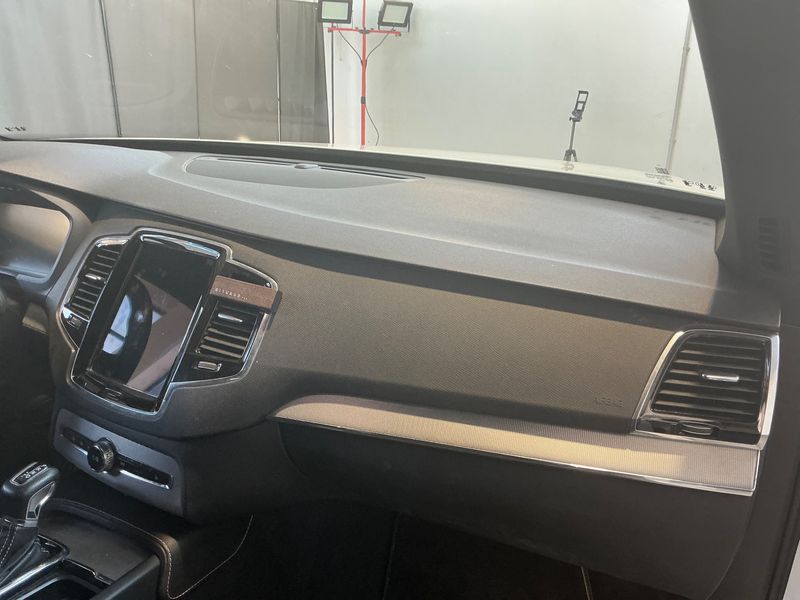 Volvo XC90 2.0 D5 R-Design AWD 2017 – снимка 36