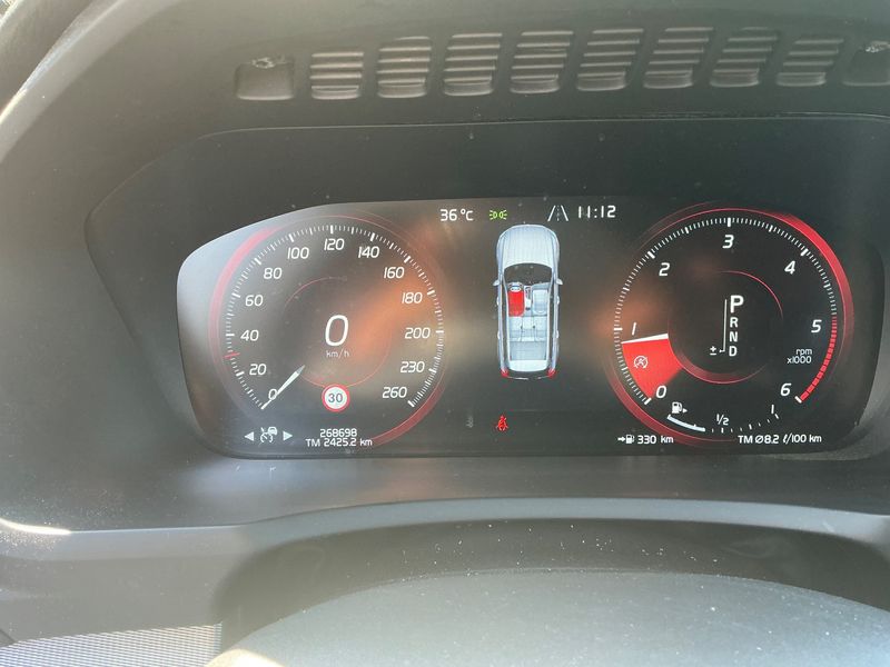 Volvo XC90 2.0 D5 R-Design AWD 2017 – снимка 18