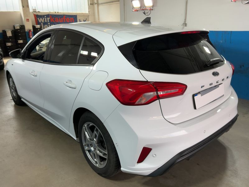 Ford Focus 1.5 TDCi EcoBlue ST-Line 2020 – снимка 6