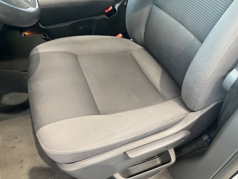 Volkswagen T5 Multivan 2.0 TDI Special 2014 – снимка 27