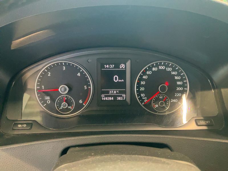 Volkswagen T5 Multivan 2.0 TDI Special 2014 – снимка 19