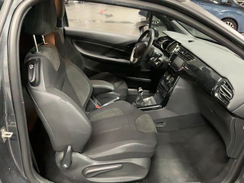 DS Automobiles DS3 1.2 PureTech SoChic 2015 – снимка 16