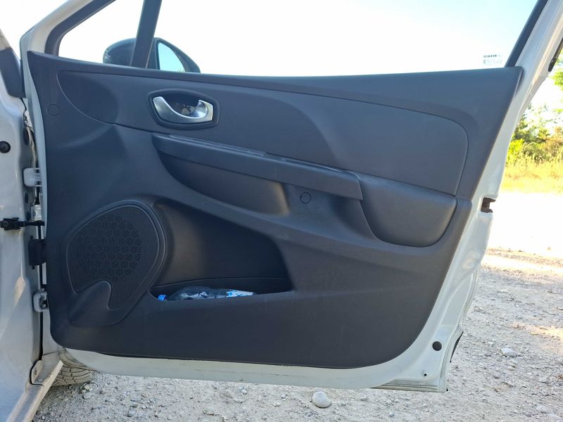Renault Clio 0.9 Energy Limited 2016 – снимка 45