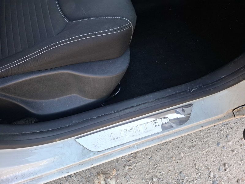 Renault Clio 0.9 Energy Limited 2016 – снимка 46