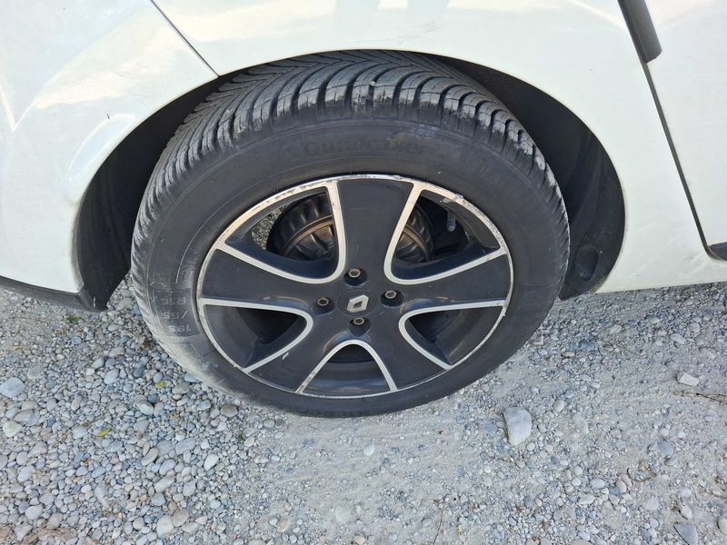 Renault Clio 0.9 Energy Limited 2016 – снимка 43