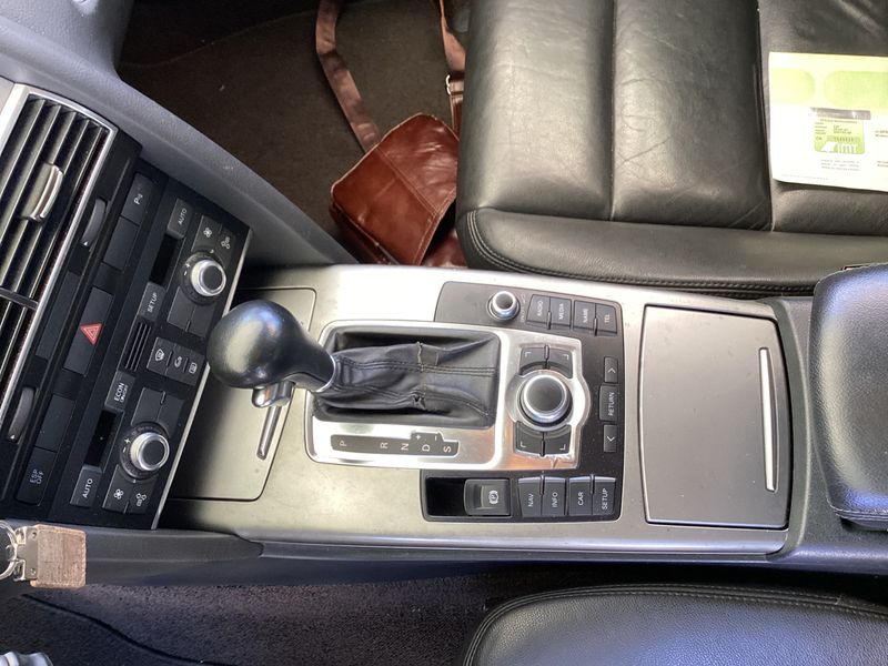 Audi A6 Allroad 2.7 V6 TDI 2009 – снимка 24
