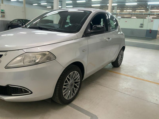 Lancia Ypsilon 1.3 JTD Gold 2012 – снимка 2