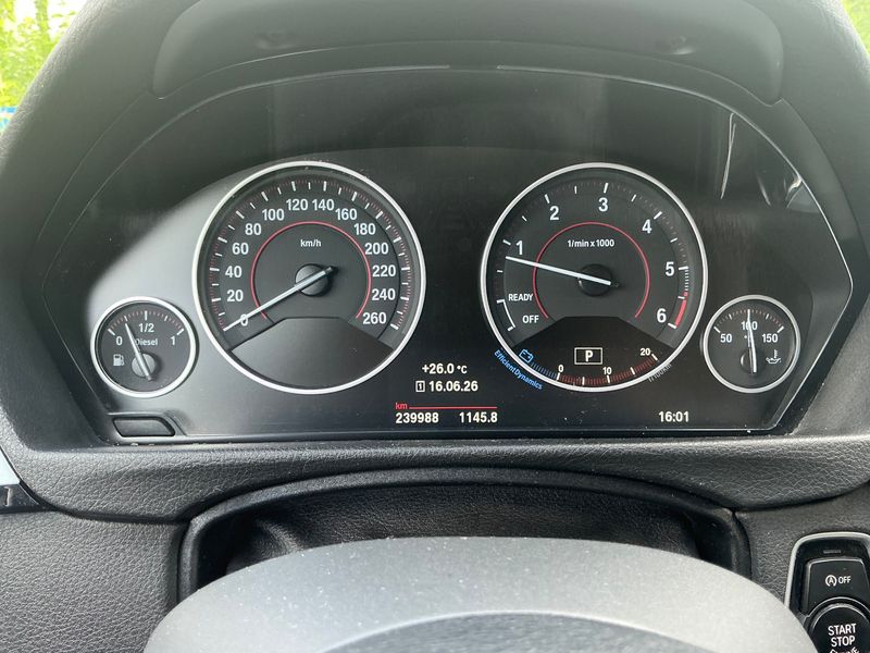 BMW 3er 320d Sport Line 2017 – снимка 18