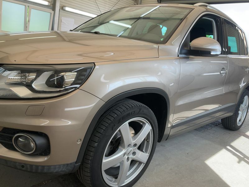 Volkswagen Tiguan 2.0 TSI Track & Style 4Motion 2012 – снимка 2