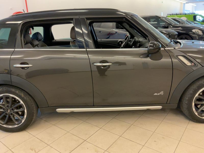 MINI Countryman Cooper SD ALL4 2015 – снимка 10