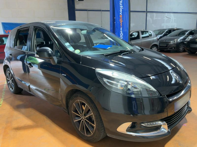 Renault Scenic 1.6 dCi BOSE Edition 2012 – снимка 12