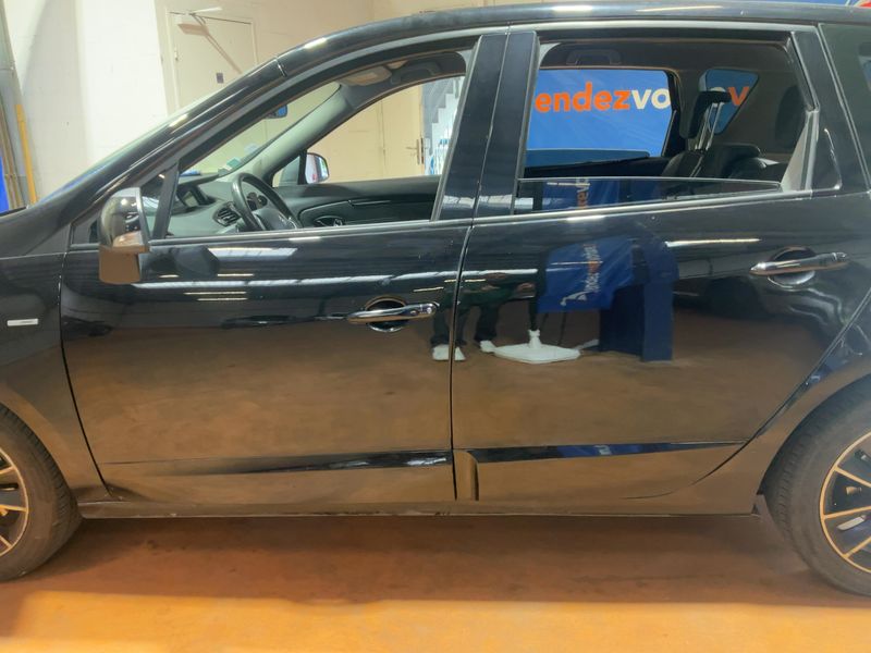 Renault Scenic 1.6 dCi BOSE Edition 2012 – снимка 4
