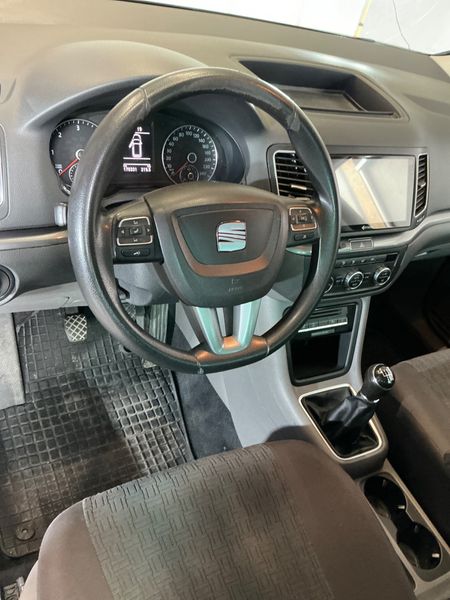 Seat Alhambra 2.0 TDI Reference Allrad 2013 – снимка 37