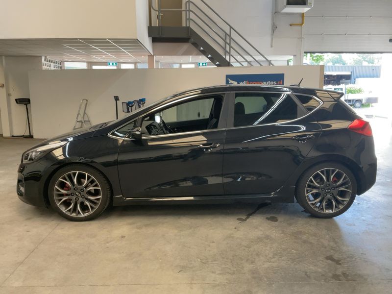 Kia cee'd 1.6 TGDI GT-Track 2015 – снимка 4