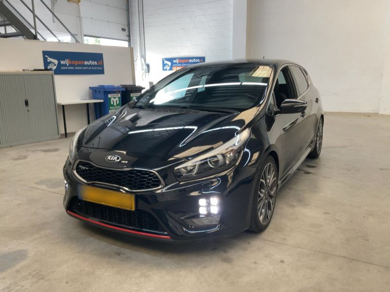 Kia cee'd 1.6 TGDI GT-Track 2015 – снимка 1