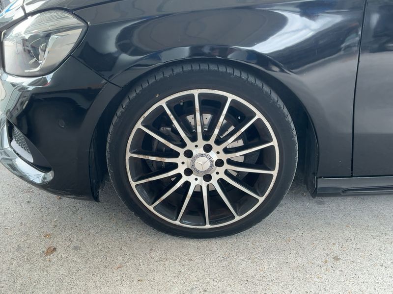 Mercedes-Benz A-Klasse A 200 BlueEfficiency AMG Sport 2017 – снимка 3