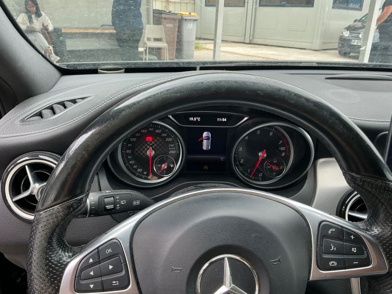 Mercedes-Benz A-Klasse A 200 BlueEfficiency AMG Sport 2017 – снимка 26