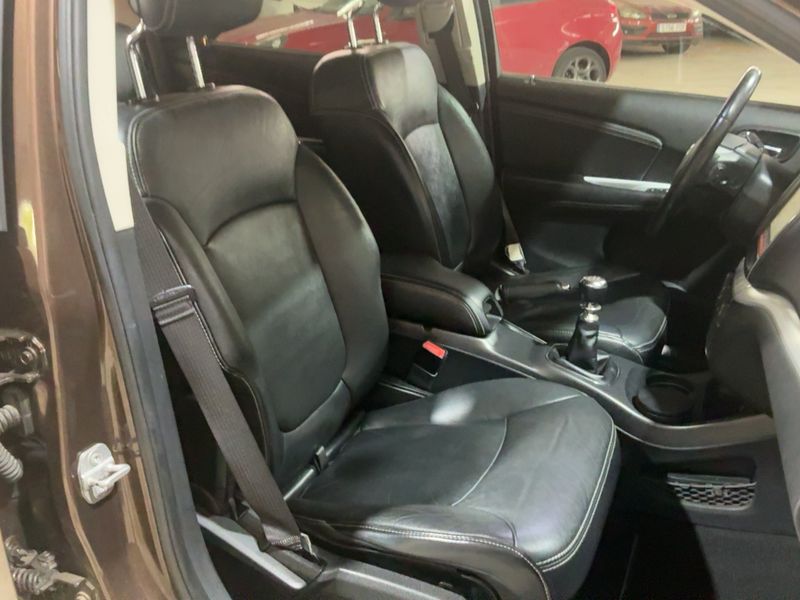 Fiat Freemont 2.0 Multijet Lounge 2012 – снимка 16