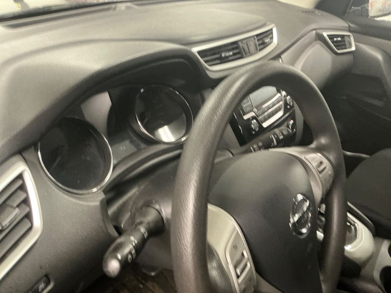 Nissan Qashqai 1.2 Visia 2016 – снимка 22