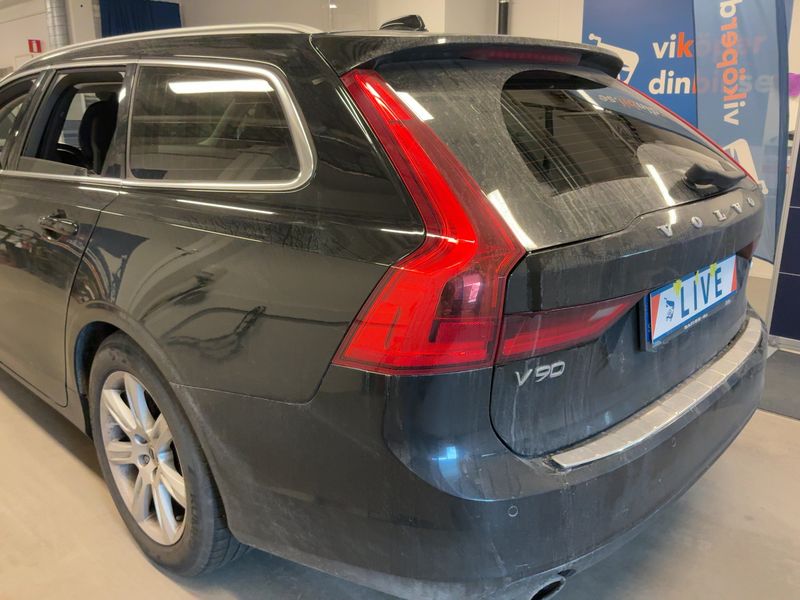 Volvo V90 2.0 D4 Momentum 2017 – снимка 6