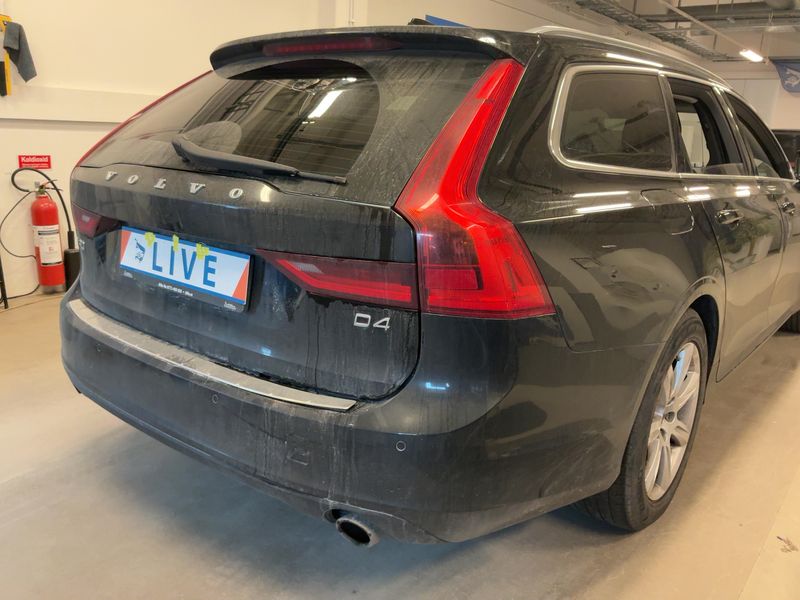 Volvo V90 2.0 D4 Momentum 2017 – снимка 8