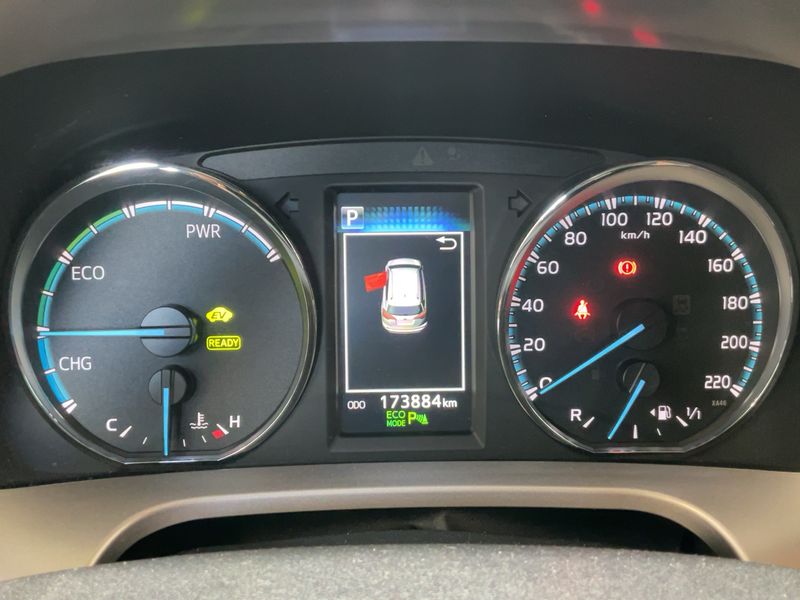 Toyota RAV 4 2.5 Hybrid Executive 2016 – снимка 19