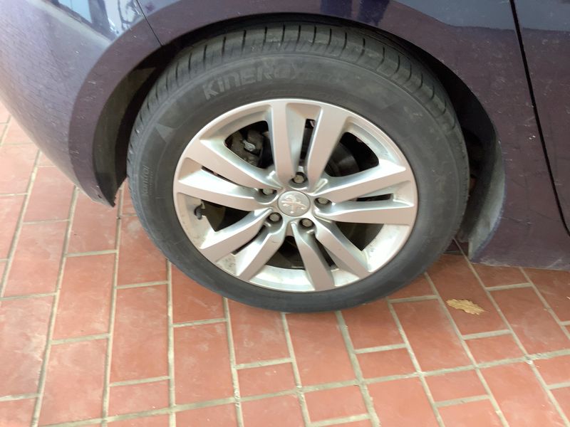 Peugeot 308 1.6 e-HDi Active 2014 – снимка 9