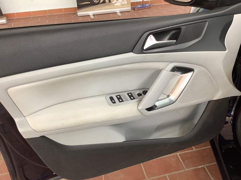 Peugeot 308 1.6 e-HDi Active 2014 – снимка 36