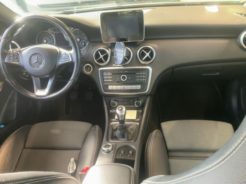 Mercedes-Benz A-Klasse A 180 CDI BlueEfficiency Style 2016 – снимка 17