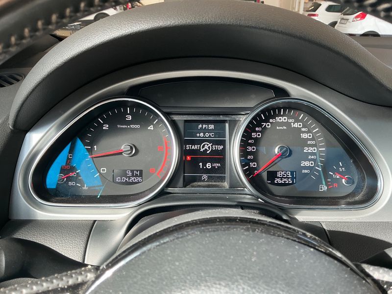 Audi Q7 3.0 V6 TDI quattro 2012 – снимка 19