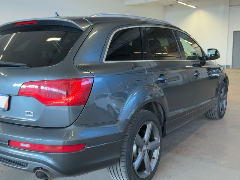 Audi Q7 3.0 V6 TDI quattro 2012 – снимка 8