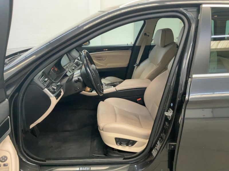 BMW 5er 530d xDrive 2013 – снимка 11