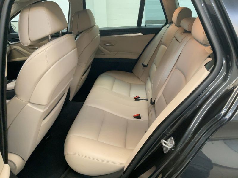 BMW 5er 530d xDrive 2013 – снимка 14