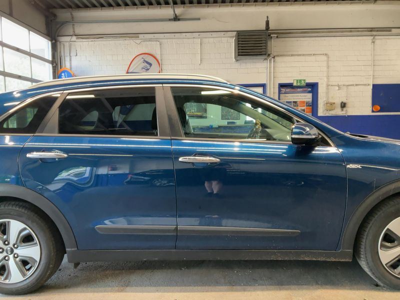 Kia Niro 1.6 Hybrid Vision 2018 – снимка 10