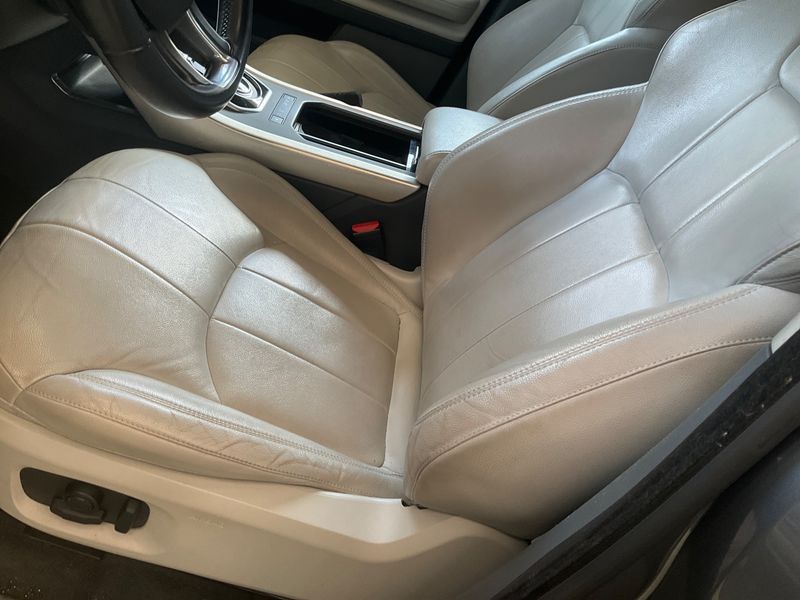 Land Rover Evoque 2.0 Td4 SE Dynamic 2017 – снимка 30