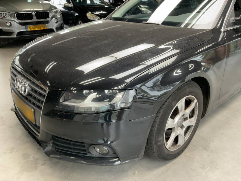 Audi A4 2.0 TDIe Attraction 2011 – снимка 2