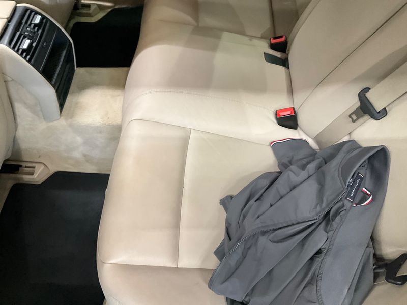 BMW 7er 750i 2010 – снимка 26