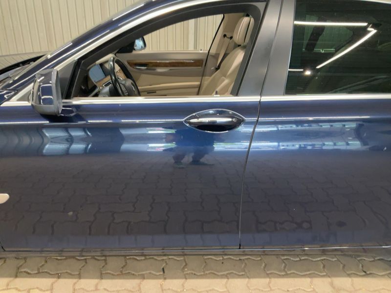 BMW 7er 750i 2010 – снимка 4