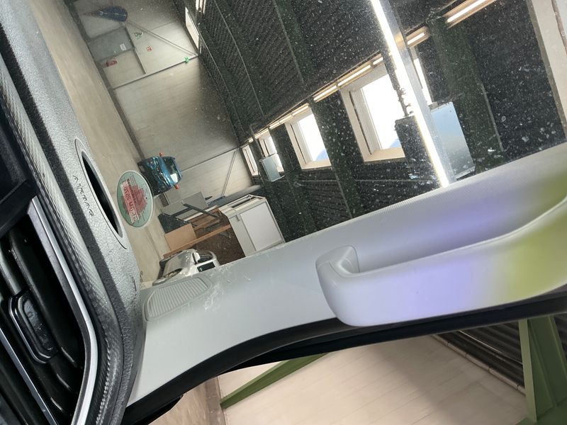 Volkswagen T6 Kombi 2.0 TDI lang FWD 2020 – снимка 29