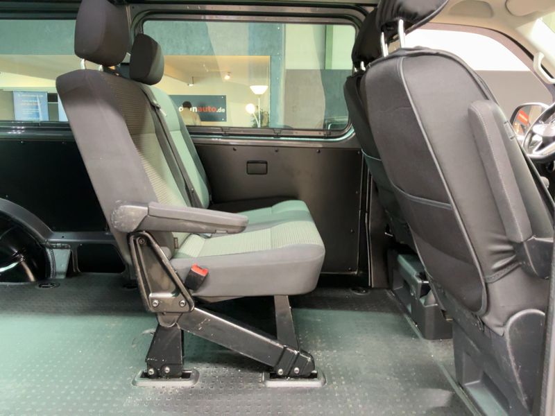 Volkswagen T6 Kombi 2.0 TDI lang FWD 2020 – снимка 19