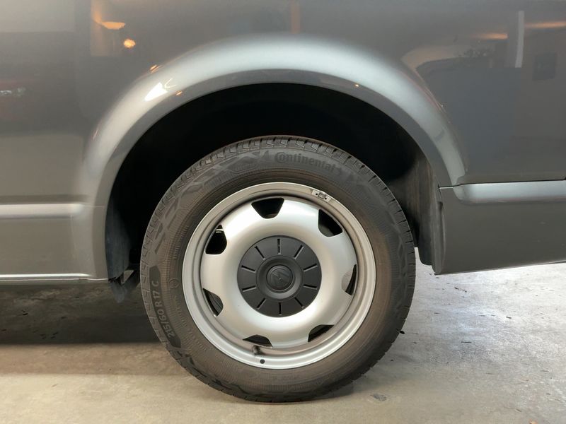 Volkswagen T6 Kombi 2.0 TDI lang FWD 2020 – снимка 5