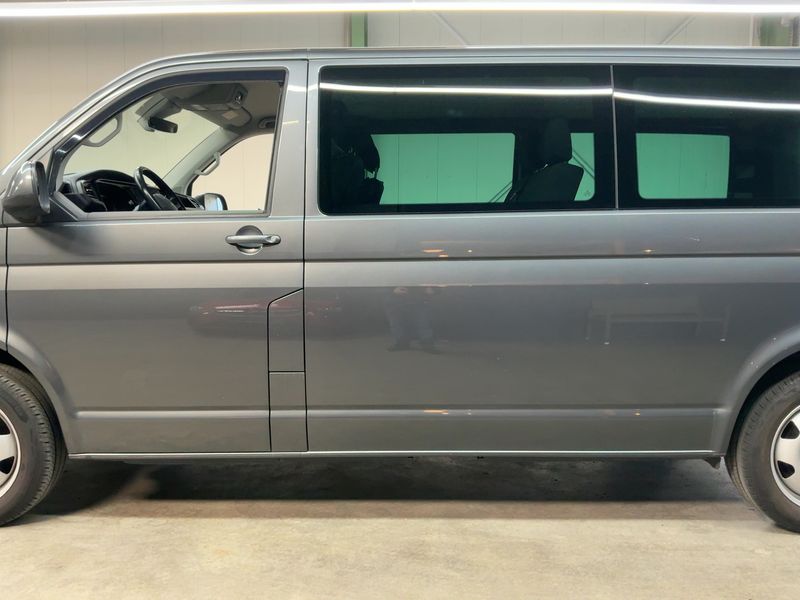Volkswagen T6 Kombi 2.0 TDI lang FWD 2020 – снимка 4